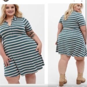 Stripped dress with pockets